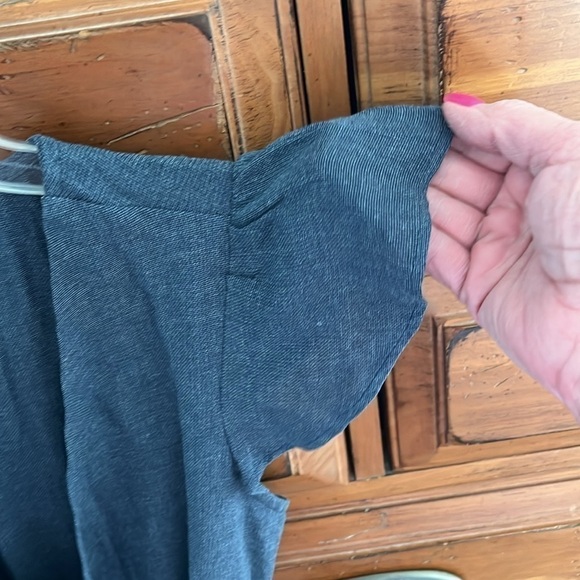 Hem & Thread Women’s Blue Dress With Ruffles and Tie Size Small NEW - Picture 3 of 8